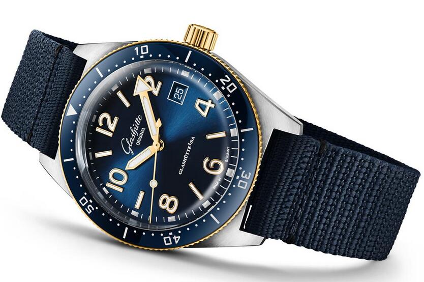 AAA replica watches maintain fashion with blue color.
